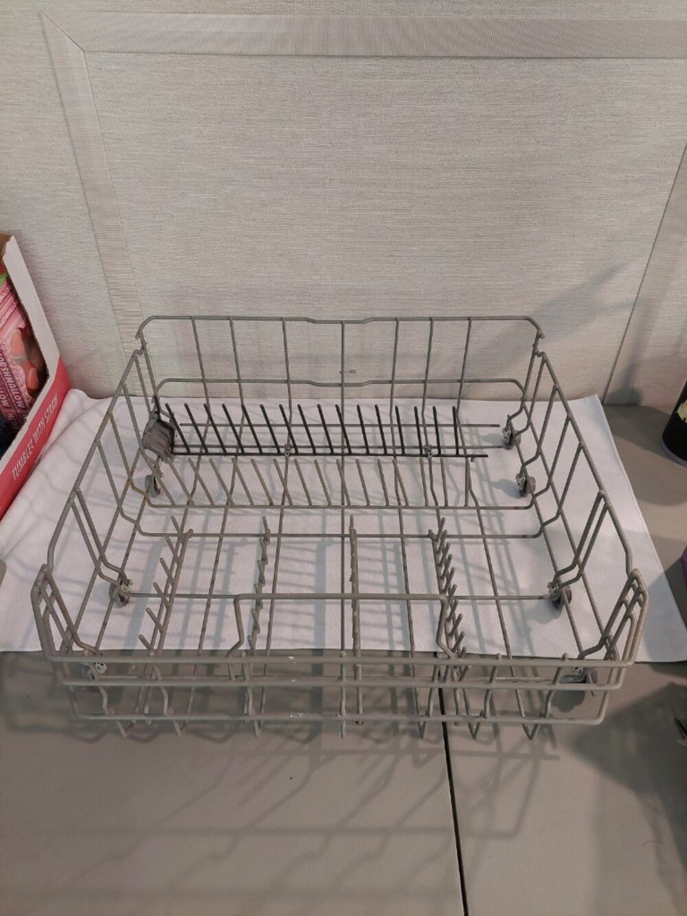 Bosch Lower Dishwasher Rack — Gray Wire with Wheels